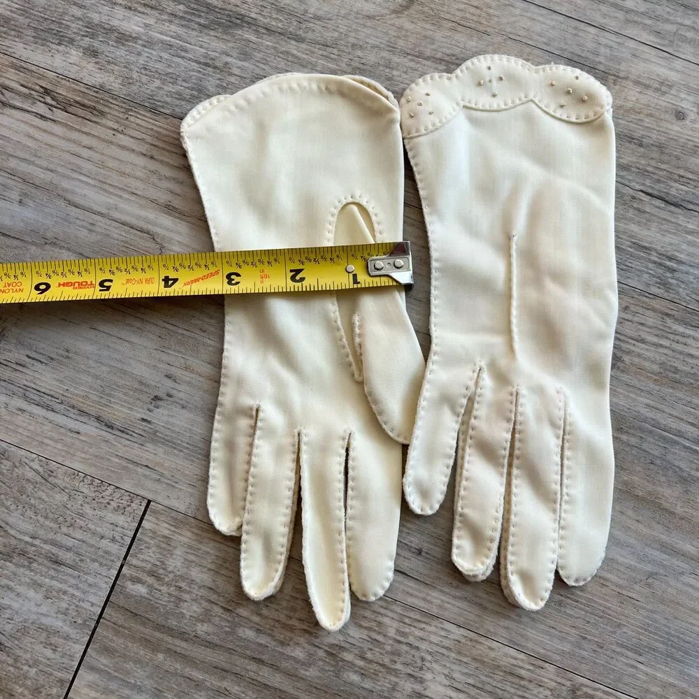 Vintage 60s White Gloves Beading Stitching Off White Cream Antique